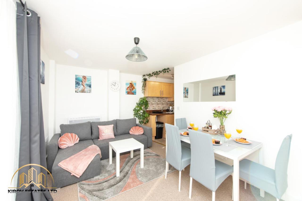 Aphrodite Apartment - The Lust Of Town Саутгемптон Экстерьер фото